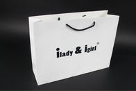 Eco - bolsas de papel modificadas para requisitos particulares amistosas con la manija para el empaquetado de la ropa