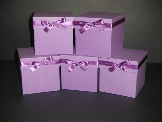 Caja de encargo púrpura del papel de imprenta/regalo del nuevo producto que empaqueta/caja de papel para la ropa