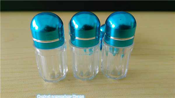 Las pequeñas botellas de píldora plásticas reutilizables vacian los envases plásticos de la píldora para la sola cápsula