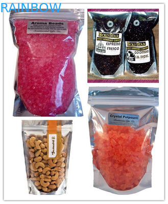 El frente y la parte posterior claros de la hoja se levantan bolsos con el ANIMAL DOMÉSTICO/el AL/NY/PE