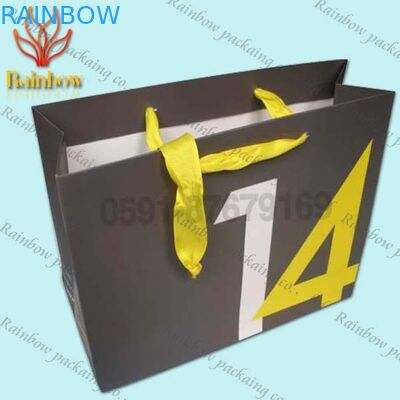 Bolsas de papel que hacen compras modificadas para requisitos particulares para los cosméticos con la manija torcida