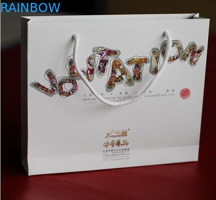 Sellado caliente modificado para requisitos particulares manija respetuosa del medio ambiente de las bolsas de papel con plata del logotipo