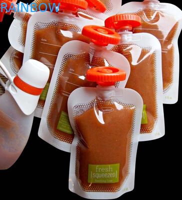 Cree la categoría alimenticia para requisitos particulares se levantan la bolsa con el canalón para los alimentos para niños