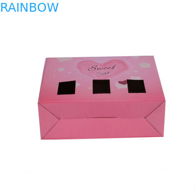 Caja de papel que empaqueta, caja acanalada del regalo cerrado auto del cartón con la ventana