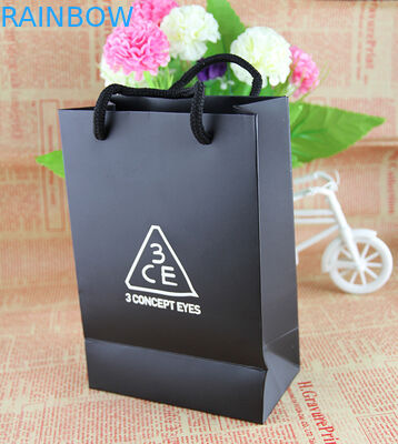 Bolsas de papel verdes creadas para requisitos particulares de Kraft con el bolso de empaquetado del té de la manija del algodón