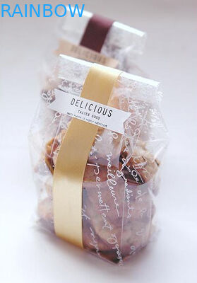 La categoría alimenticia modificó las bolsas plásticas brillantes del diseño para requisitos particulares que empaquetaban bolsos de las galletas