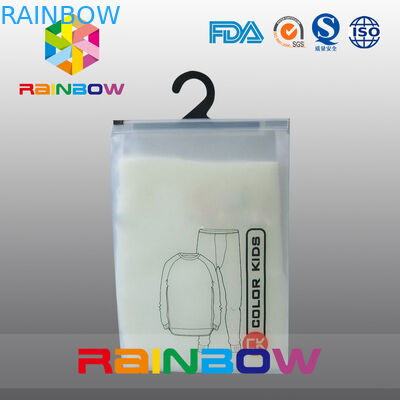 Bolsas plásticas heladas del PVC que empaquetan el bolso de la ejecución con el Ziplock para el paño de los niños