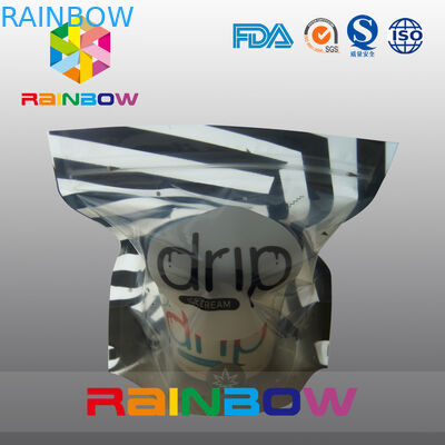 Levántese las bolsas plásticas brillantes del helado que empaquetan con la ventana y la cremallera claras