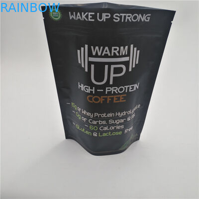 negros mates reutilizables se levantan las bolsas plásticas de la bolsa que empaquetan para el grano de café