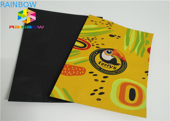 Bolso de empaquetado impreso aduana del escudete del lado del café del goteo para el café asado con la bolsa del polvo del grano de café del lazo de la válvula y de la lata