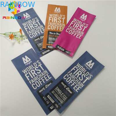 Bolsa acabada mate de la hoja del sello del patio que empaqueta el bolso de café lateral del escudete con la válvula