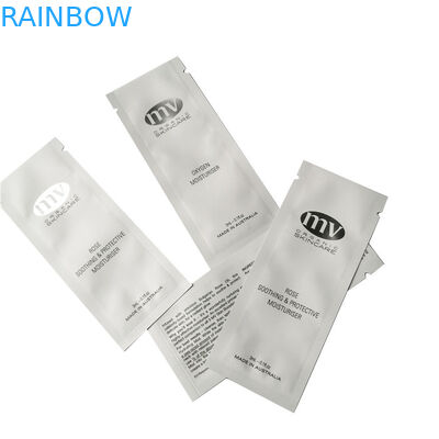 El logotipo de empaquetado cosmético impreso blanco de los bolsos del skincare modificó las bolsitas líquidas de la crema hidratante para requisitos particulares
