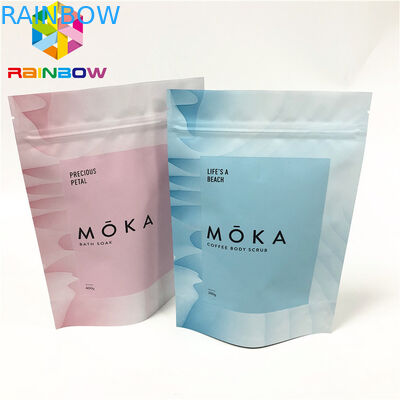 El exfoliante corporal se levanta el bolso de empaquetado reutilizable de la bolsa ziplock con las bolsas modificadas para requisitos particulares las muescas del rasgón