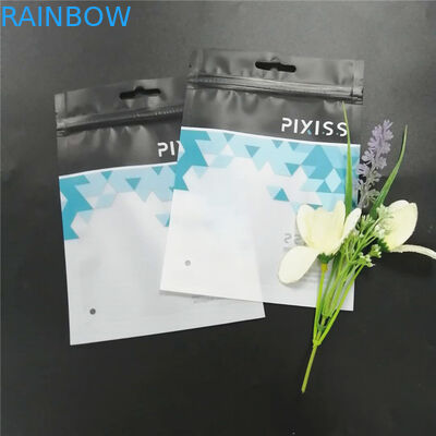 El empaquetado impreso de encargo de las bolsas de plástico negras con la cremallera para la ropa compone la herramienta etc