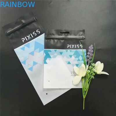 El empaquetado impreso de encargo de las bolsas de plástico negras con la cremallera para la ropa compone la herramienta etc