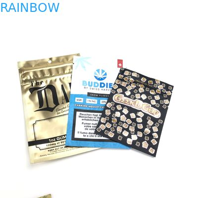 VMPET 4c que imprime 120 micrones de bolsas plásticas que empaquetan con el logotipo