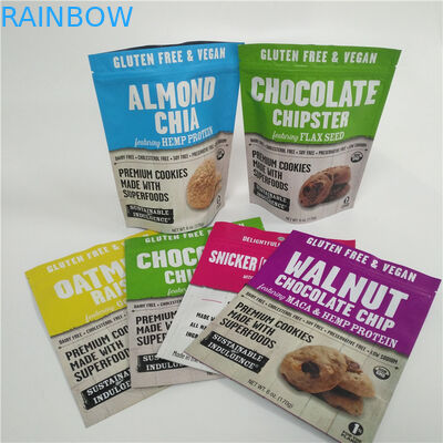 Los dulces Digitaces plásticas de encargo del caramelo impresas se colocan encima de bolsas con el cierre en la parte superior