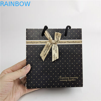 Impresión digital personalizada de alta calidad Logotipo Impreso Bolsa de papel para compras Embalaje Blanco 110 gramos Reutilizable