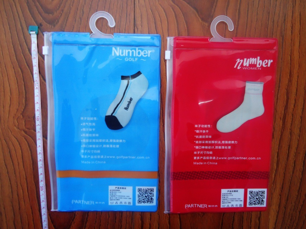 Bolsas plásticas transparentes impermeables del PVC Pothook que empaquetan para la ropa de los calcetines