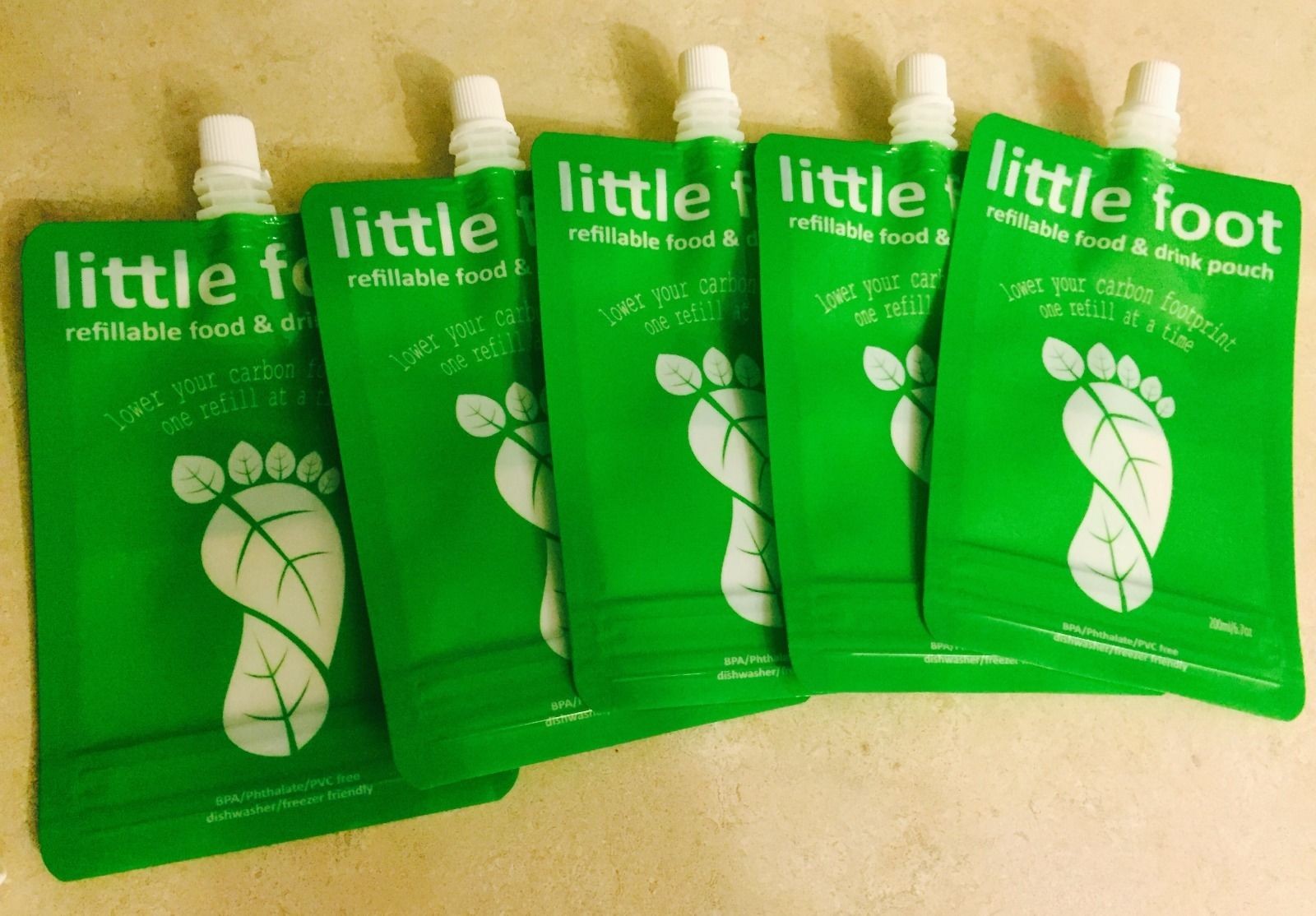 Diversos tamaños se levantan la bolsa reutilizable del canalón para los suplementos