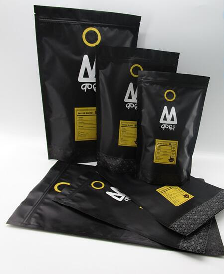 Baratos amistosos al por mayor se levantan los bolsos de café de impresión de encargo del papel de 250g/500g/1kg Kraft para la haba