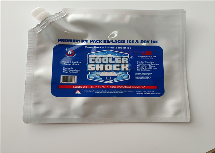 El marisco del supermercado da fruto bolso más fresco aislado disponible del bolso/de hielo del papel de aluminio
