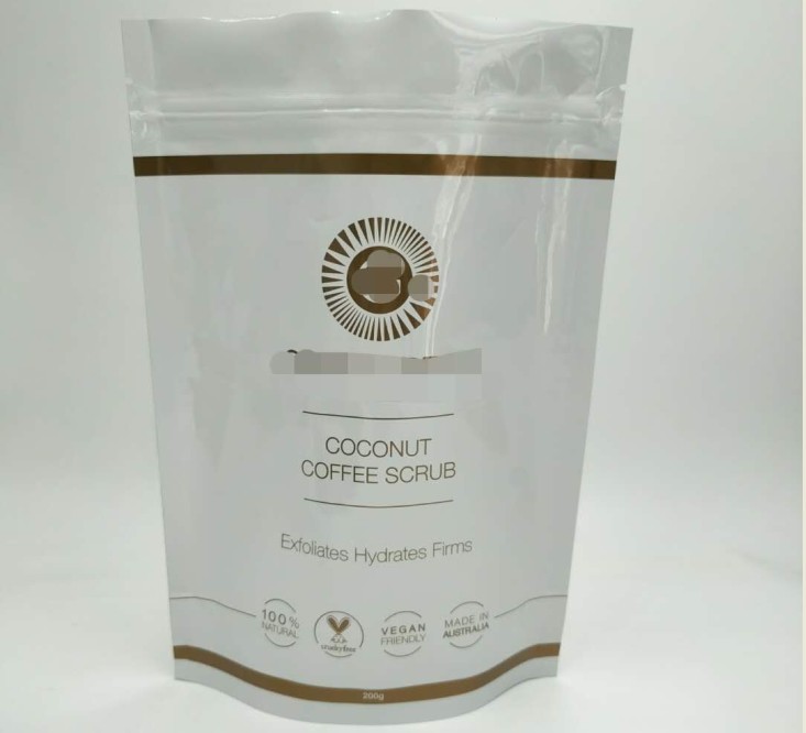 El bolso de empaquetado cosmético brillante blanco, coloca para arriba el bolso del papel de aluminio para el cuerpo empapa