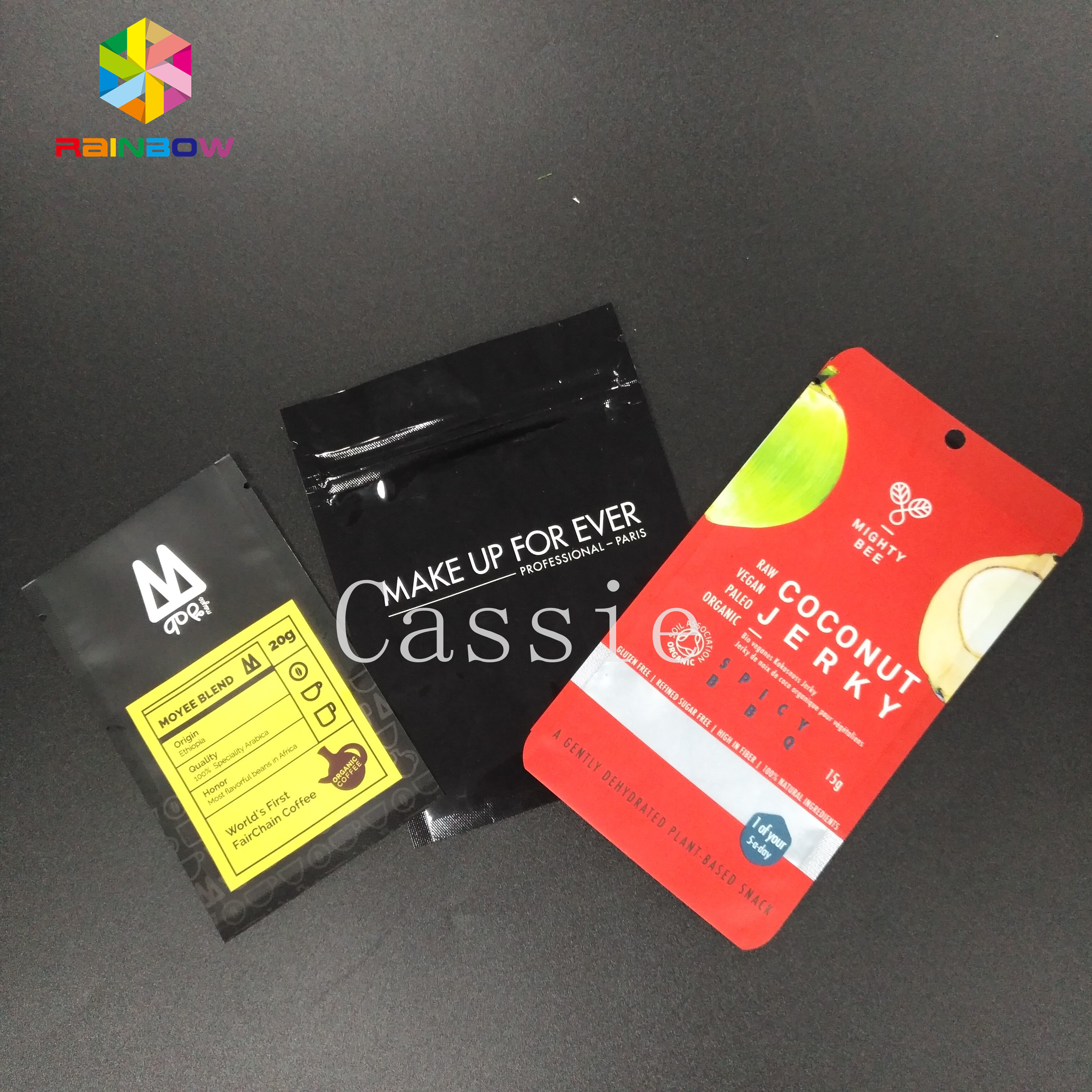 Bolsas plásticas del papel de aluminio que empaquetan el bolso especial de la muestra del aceite de la crema de la forma