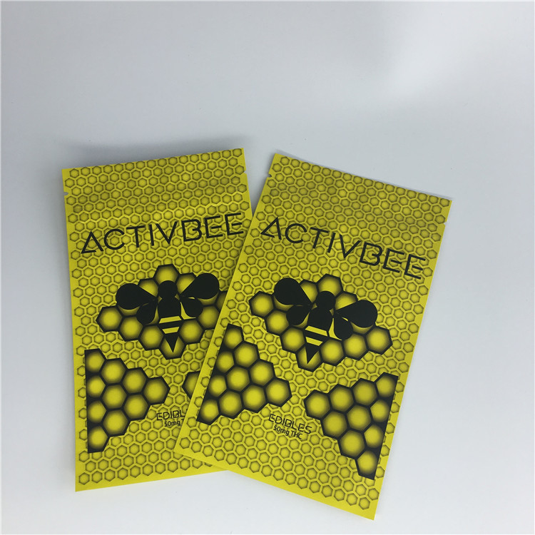 El sello lateral tres se levanta el empaquetado plástico de la mala hierba del tabaco de la cerradura de la cremallera de Mylar de las bolsas del café