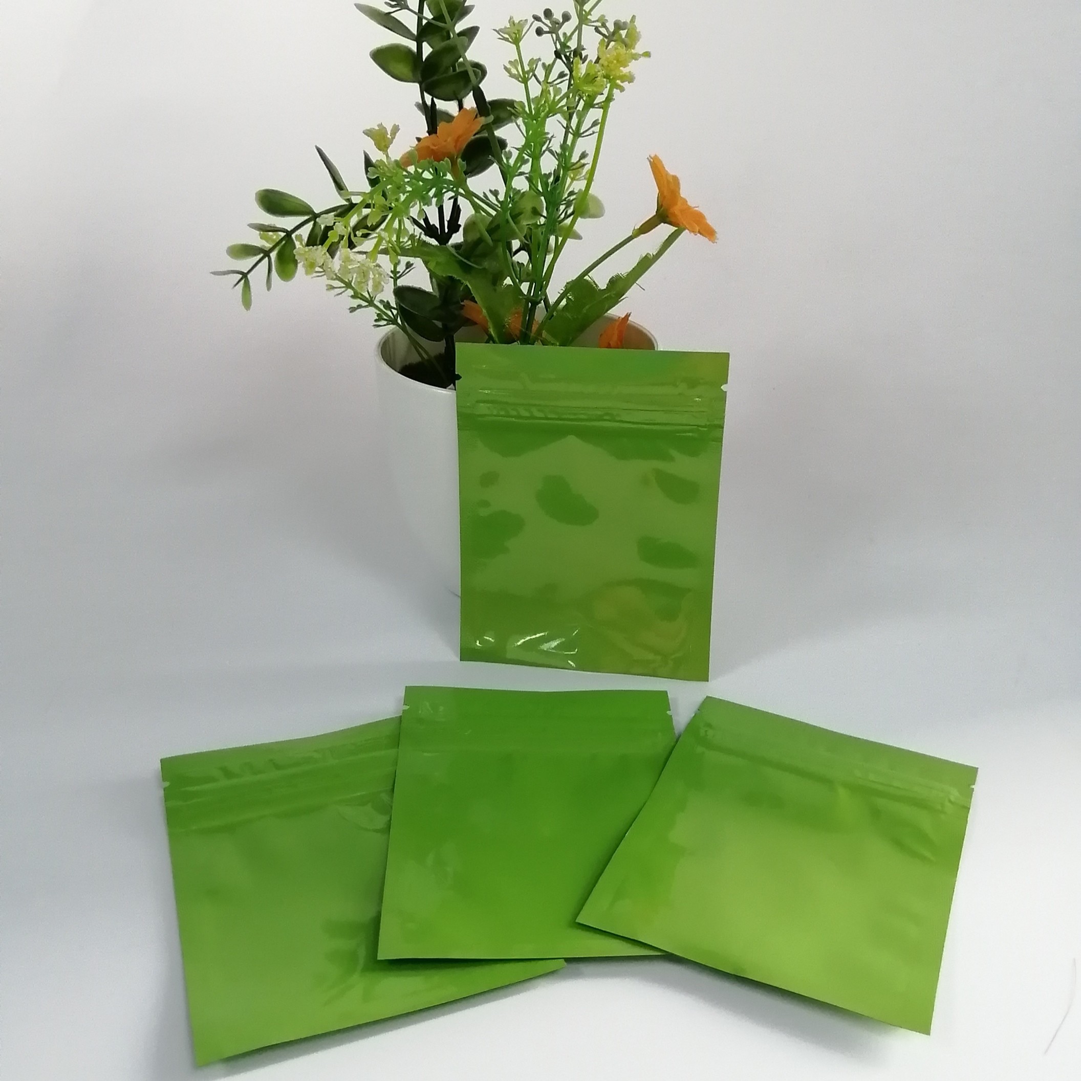 El Ziplock de encargo de la pequeña bolsita plástica empaqueta el papel de aluminio dentro de a prueba de humedad