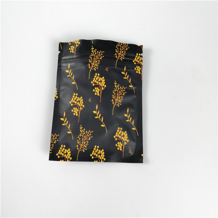 El bocado que empaquetaba aduana plástica de la bolsa de la cremallera imprimió el artículo sellado tres lados del bolso