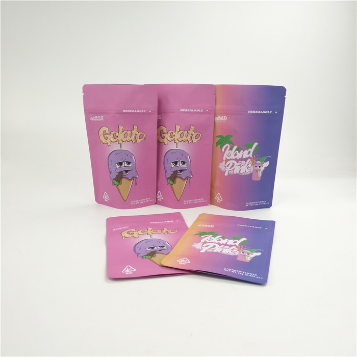 El olor modificado para requisitos particulares de la suave al tacto impermeabiliza 3.5g 7g se coloca encima de los bolsos para el niño Doypack resistente de las galletas del cáñamo del cáñamo