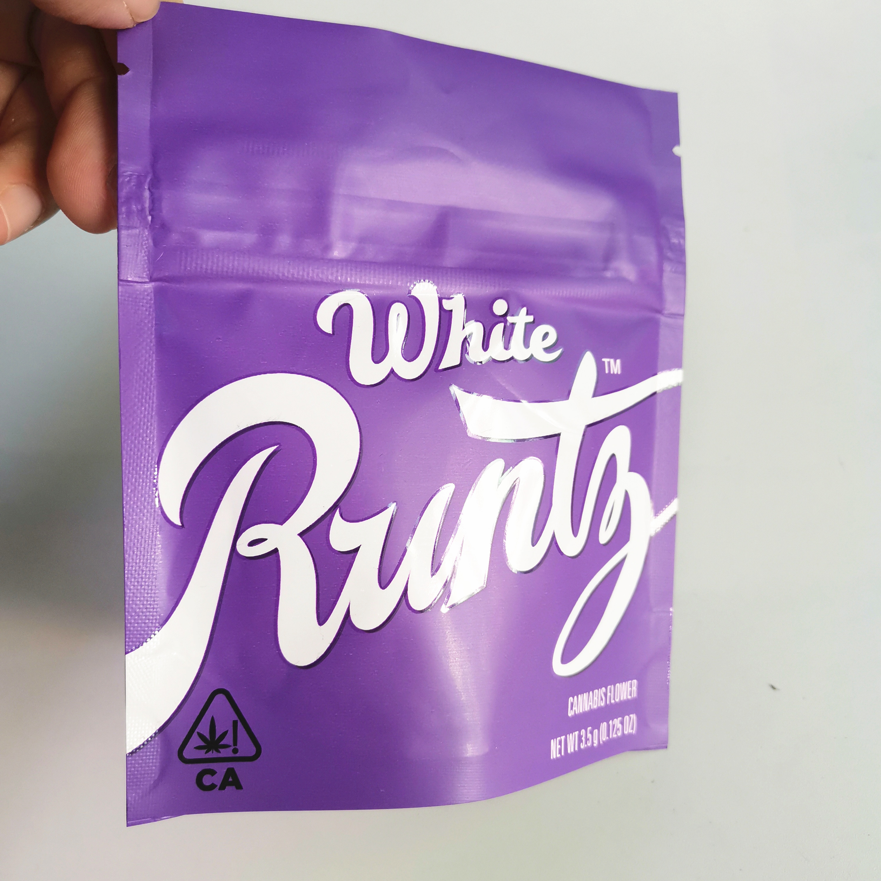 el bolso de 3.5g 7g 14g 28g Runtz se coloca encima de bolso Ziplock del caramelo CBD de la galleta de la mala hierba de la bolsa