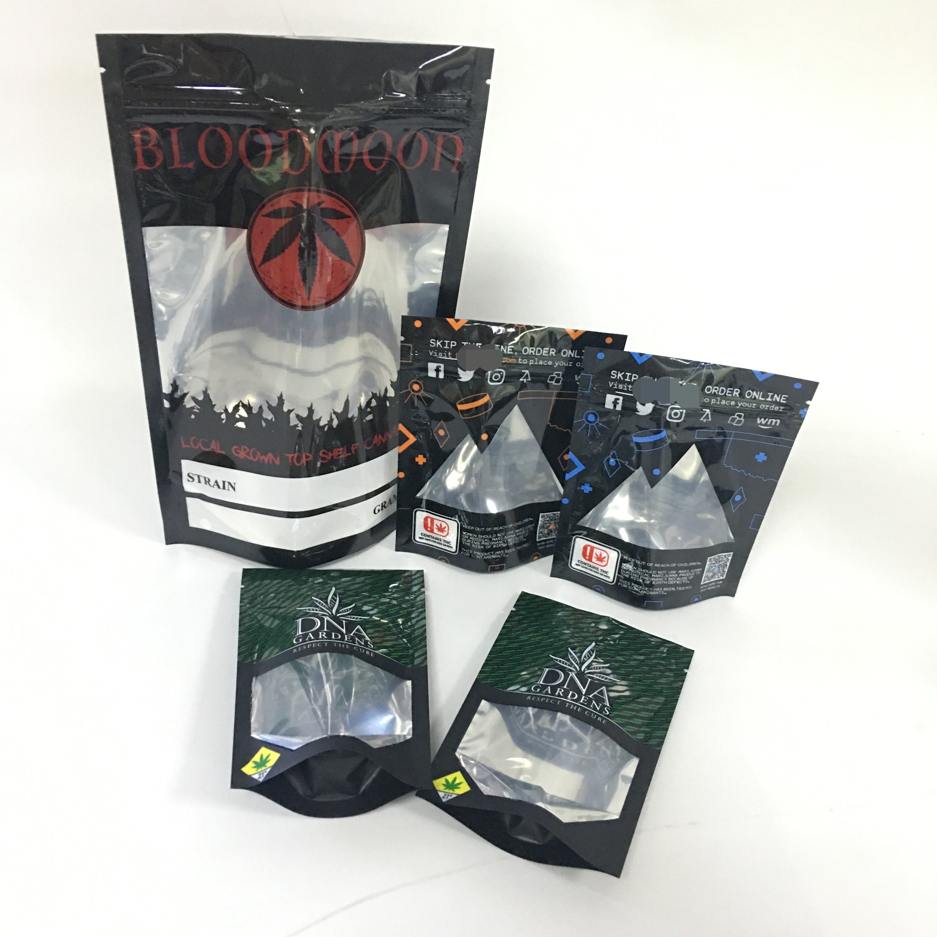 Pulverice la bolsa reutilizable Cbd del papel de aluminio de CMYK 120micron gomoso