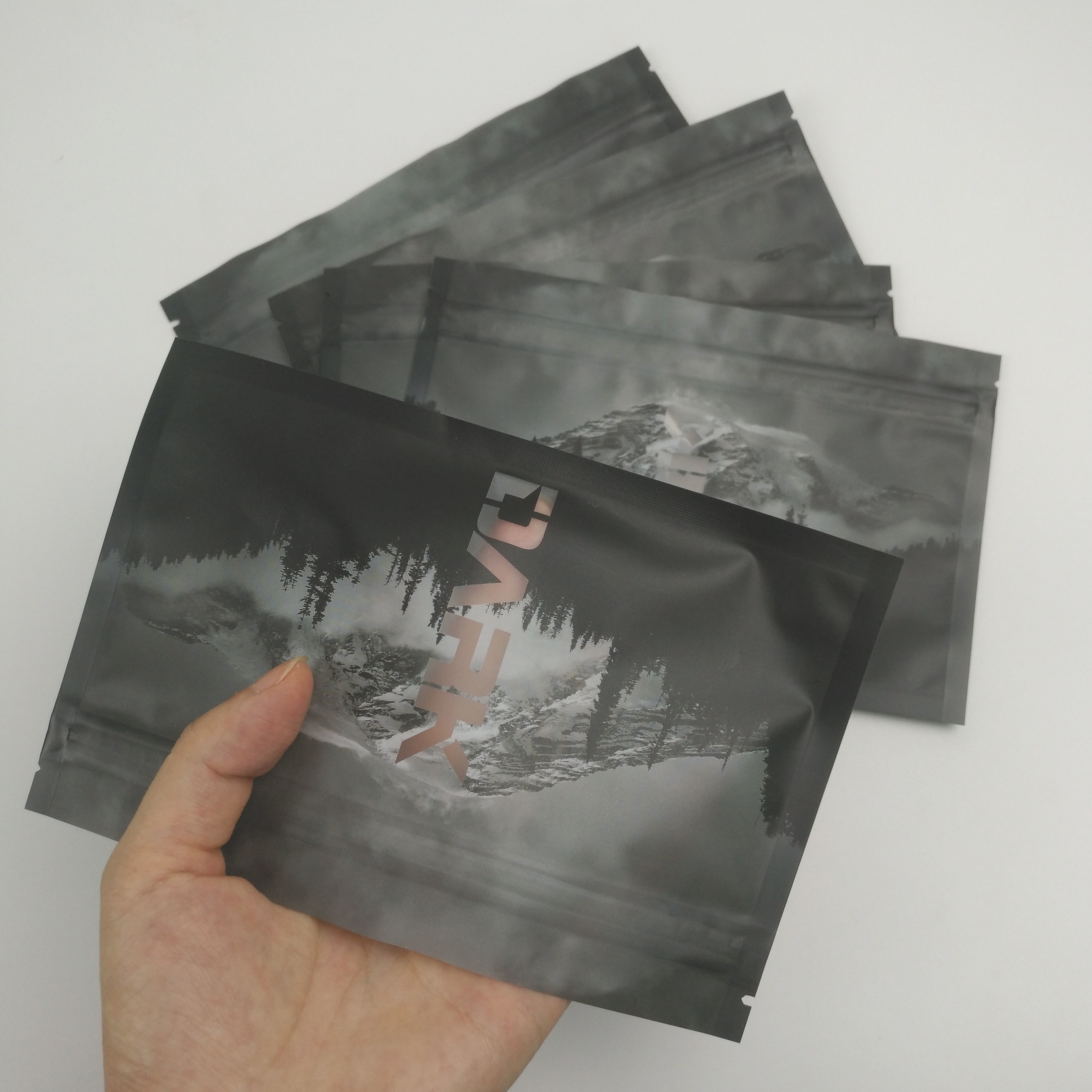 Cerradura que se puede volver a sellar de la cremallera de Front Back Window Heat Sealed de la prueba clara del olor que empaqueta el sello lateral Doypack del almacenamiento tres de la comida de Mylar