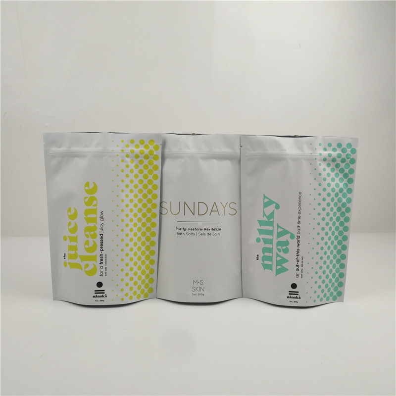 El papel de aluminio de Matte Lamination 400g empaqueta la sal de baño plástica VMPET