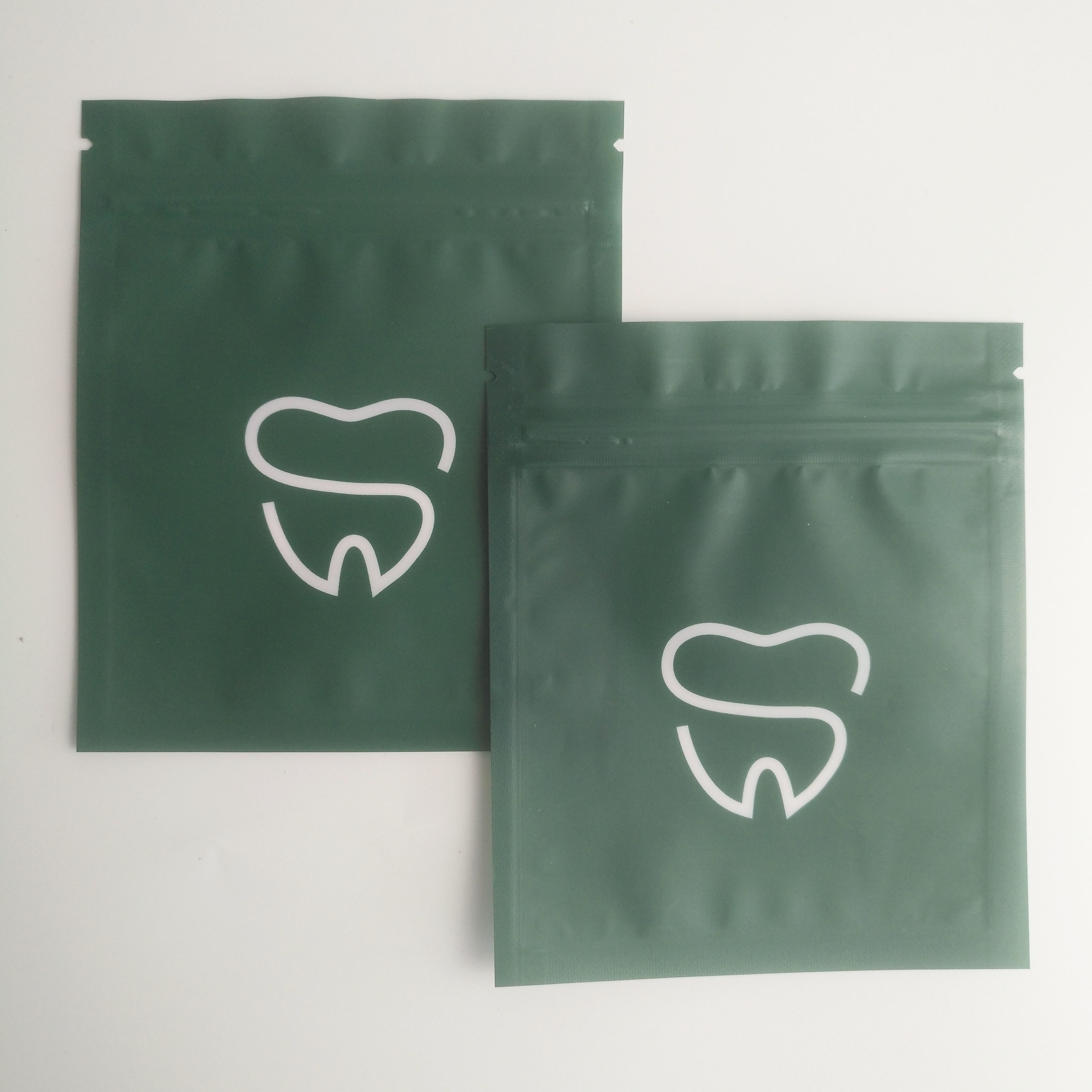 120mic MOPP PE Mylar Matte Packaging Bags Cmyk With un lado