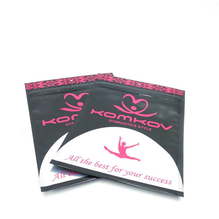 Bolso plástico Ziplock VMPET Pantone de la cremallera del calcetín el 13x21cm MOPP para los calcetines del deporte