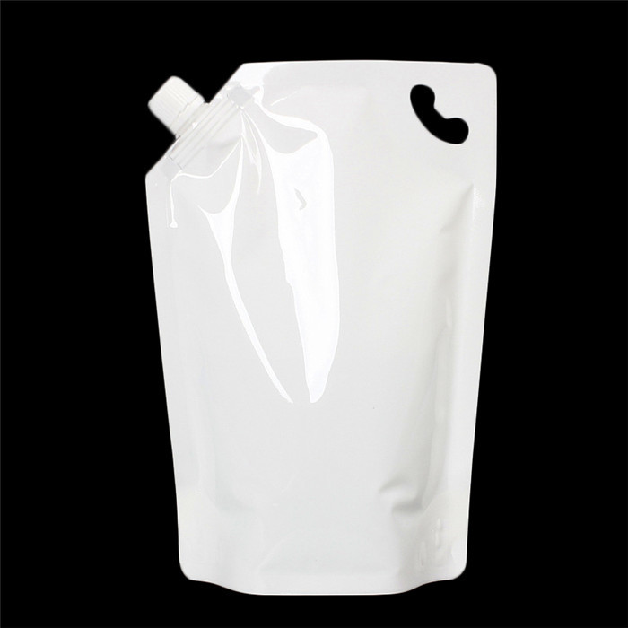 La prueba del escape laminó la bolsa echada en chorro paquete plástica del jabón líquido