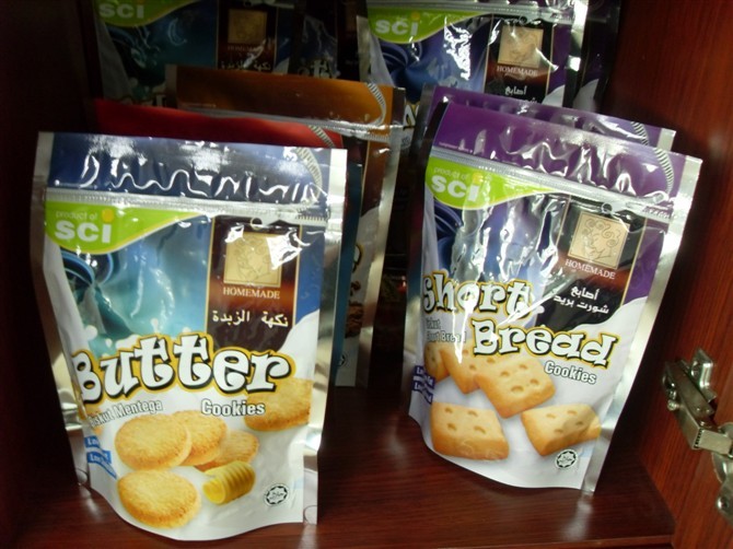 el ANIMAL DOMÉSTICO 130mic/el AL/NY/PE se levanta los bolsos inferiores del escudete